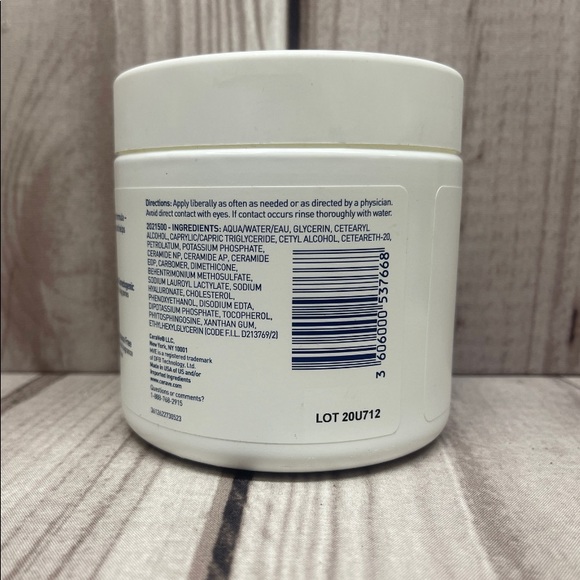 CeraVe Moisturizing Cream For Normal to Dry Skin 16 oz With Essential Ceramides - Picture 3 of 3